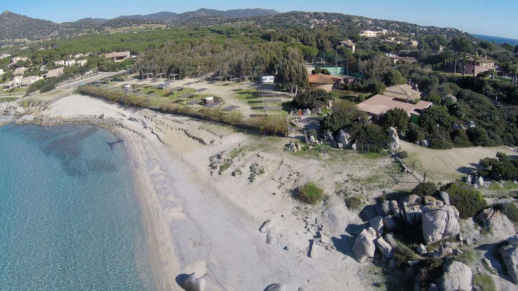 Villaggio Camping Spiaggia Del Riso Вилласимиус Экстерьер фото