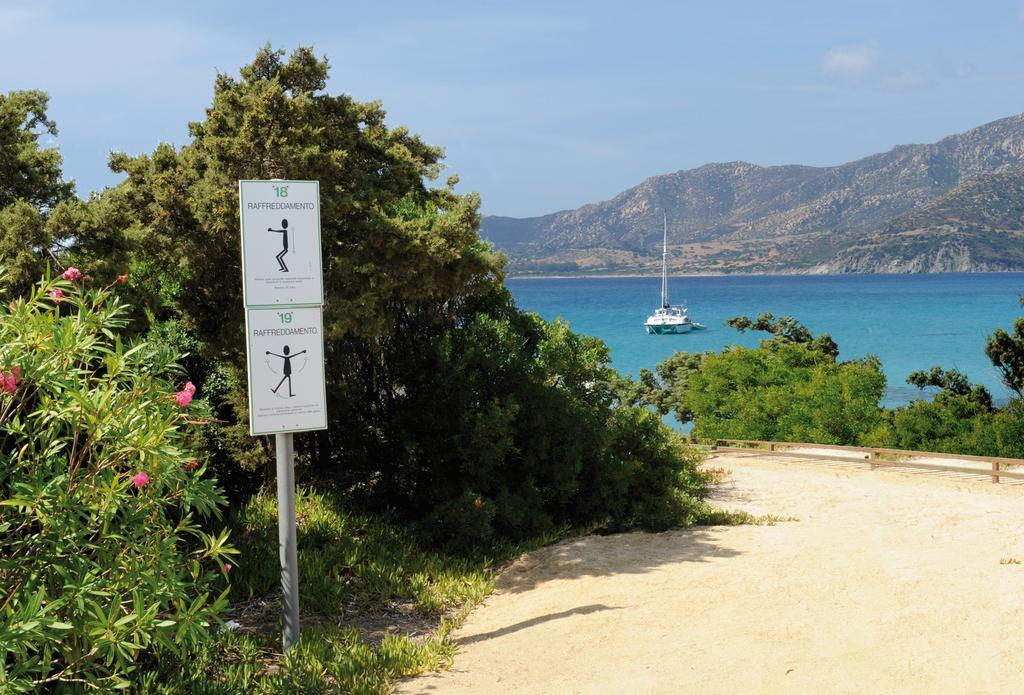 Villaggio Camping Spiaggia Del Riso Вилласимиус Экстерьер фото